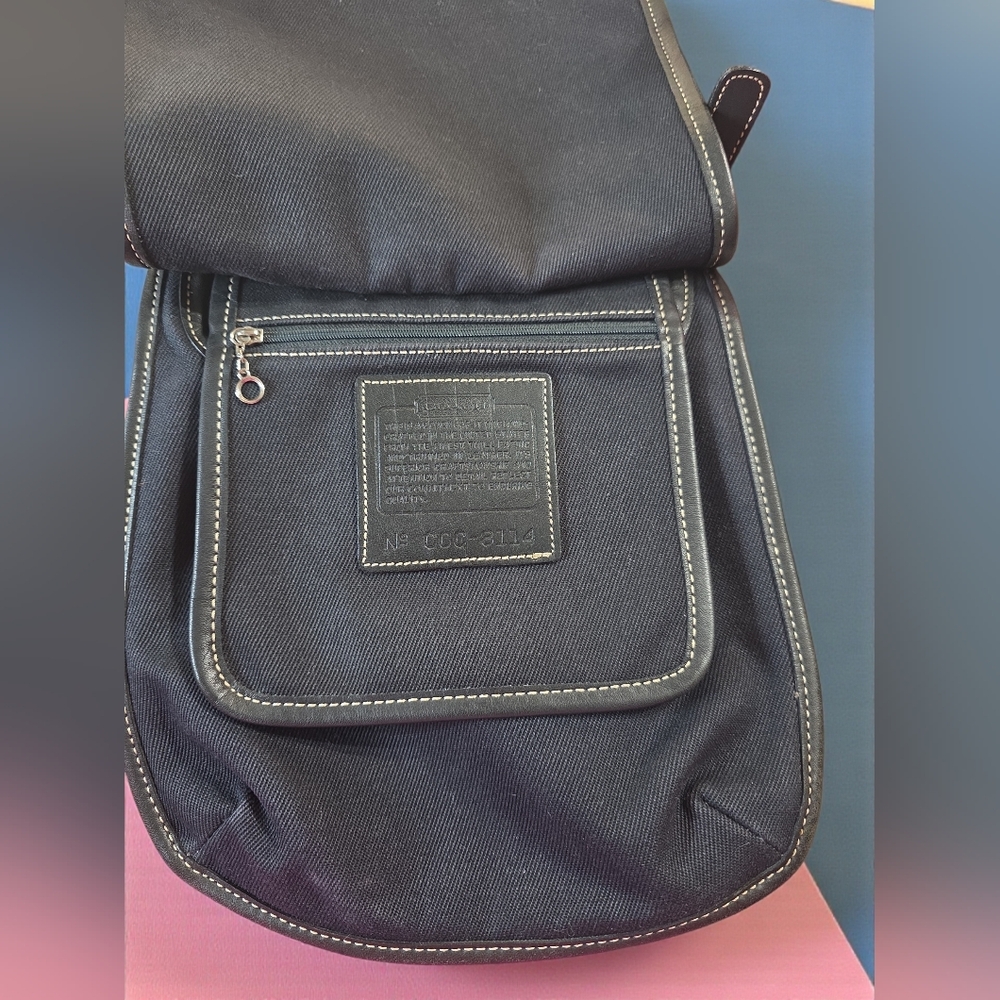 Coach Hippie VTG 2000 Festival Travel Flap Crossbody In EUC - Picture 8 of 10